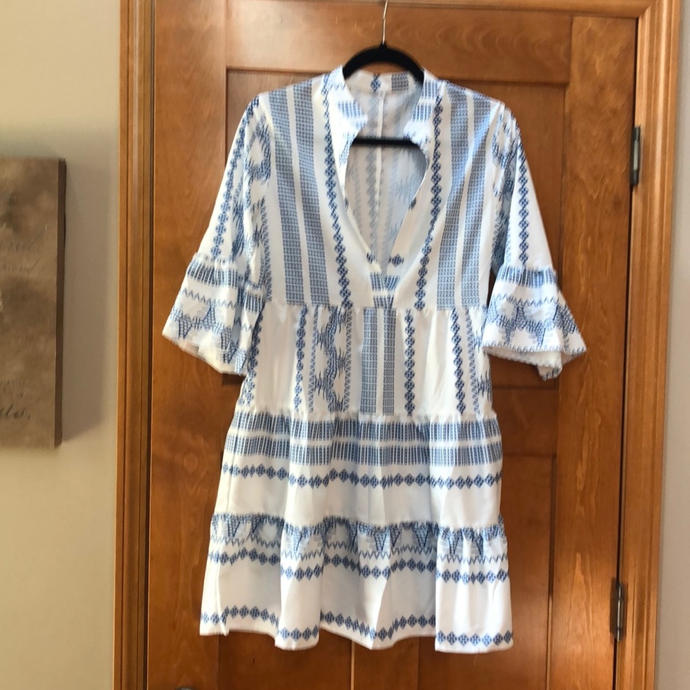 Beautiful summer long bell sleeve dress